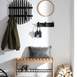 Best Design Garderobe aus schwarzen Eichenholz-Leisten - Gangizo Garderoben