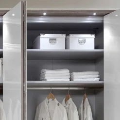 Kleiderschrank mit Passepartout & LED Licht - Empresian Kleiderschränke|Schränke