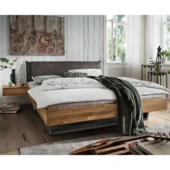 Outlet Moderne Bettanlage aus Wildeiche - Esvilda (dreiteilig) Betten