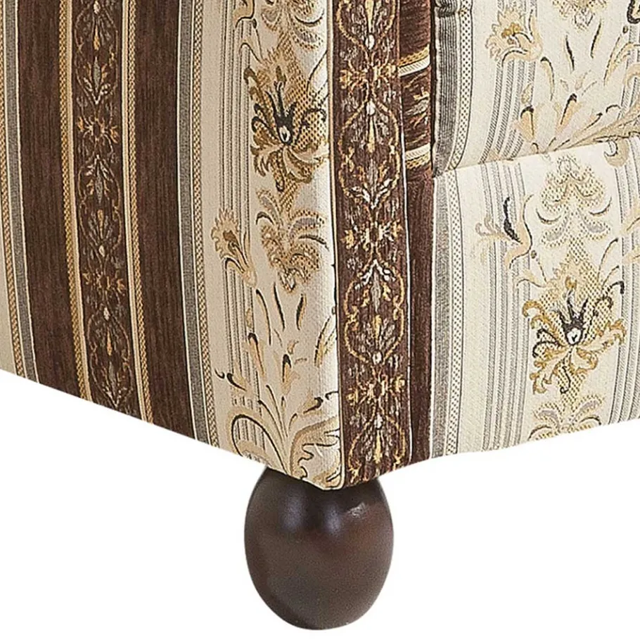 Sale Ohrenbackensessel mit Streifen und Ornamenten - Etrinas Sessel