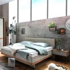 Polsterbett mit Hänge-Nachttischen - Crascanu (dreiteilig) Betten