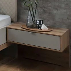 Polsterbett mit Hänge-Nachttischen - Crascanu (dreiteilig) Betten