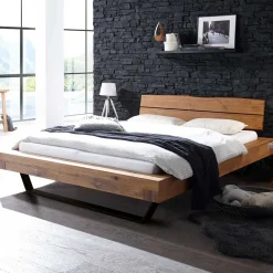 Sale Rustikales Wildeiche Holzbett mit Metallkufen - Space Betten