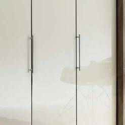 Outlet Schlafzimmerschrank Filmau in Cremeweiß Kleiderschränke