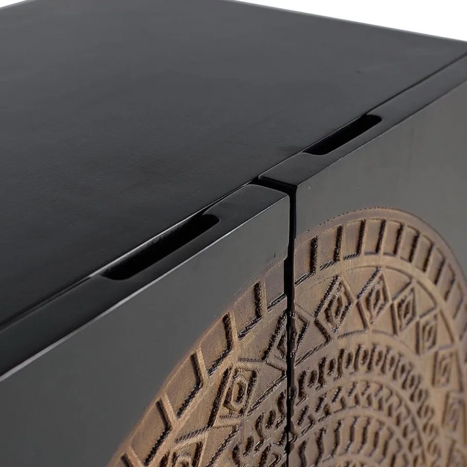 Best 4-türige Design Kommode mit Mandala Schnitzerei - Synessa Sideboards