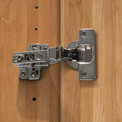 Best 4-türiger Kleiderschrank mit zwei Spiegeltüren - Murray Kleiderschränke