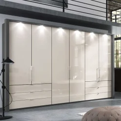 New XXL Kleiderschrank mit Falttüren - Nasses Kleiderschränke